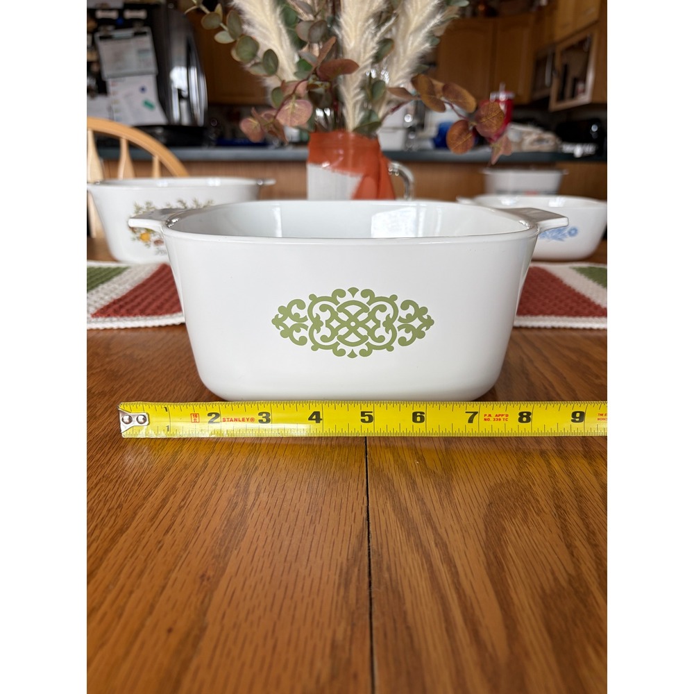 Corning Ware Renaissance 3 Quart Casserole Dish A-3-B Vintage Green White USA